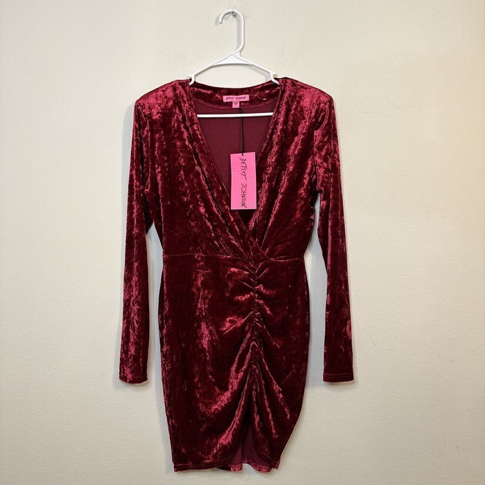 NWT Betsey Johnson LS Crush Velvet Red V-Neck Dress Valentine’s Holiday Size M